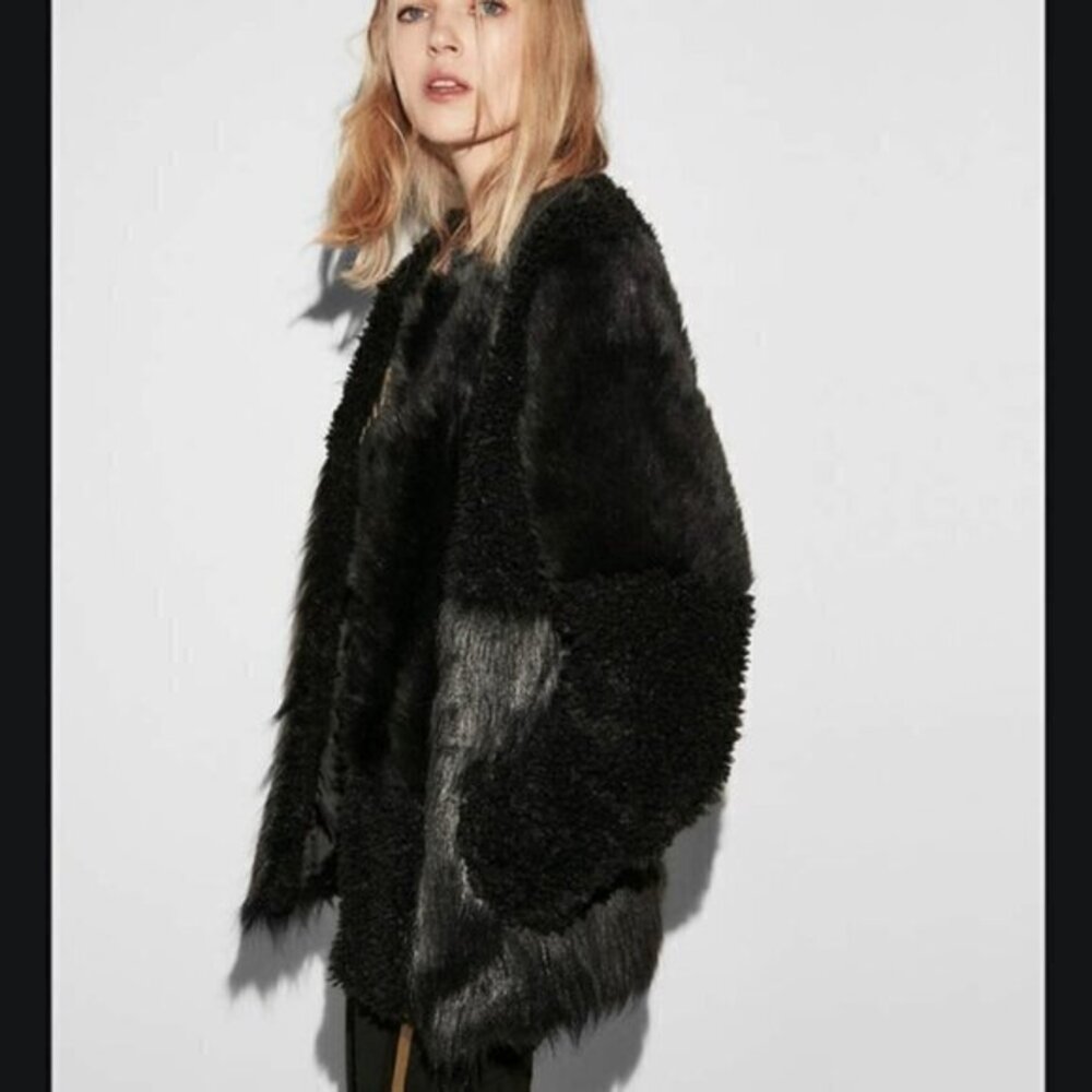 Express Collarless Pieced Faux Fur Coat *S